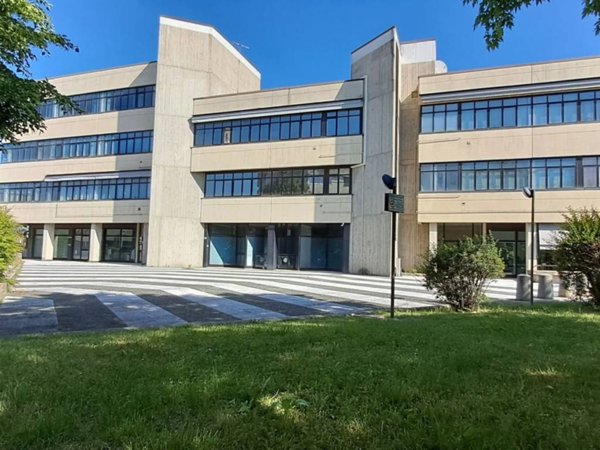 attico in vendita a Calderara di Reno in zona Lippo