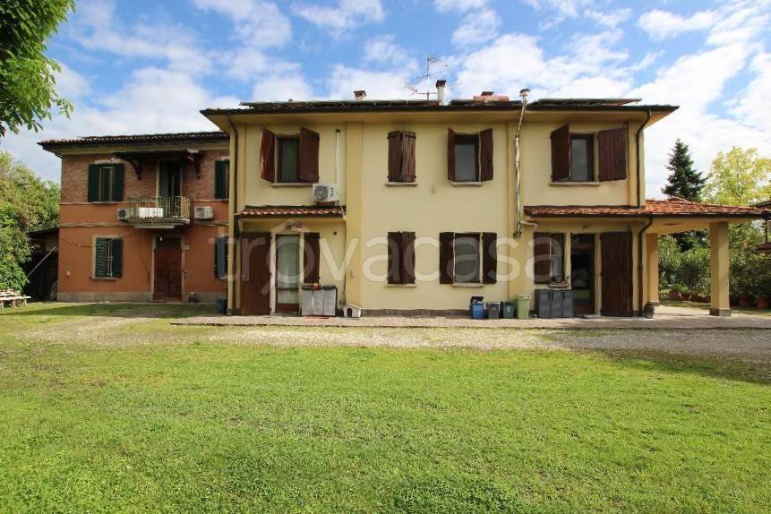 casa indipendente in vendita a Calderara di Reno in zona Bargellino
