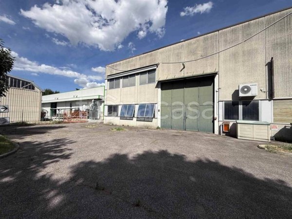 ufficio in vendita a Calderara di Reno in zona Lippo
