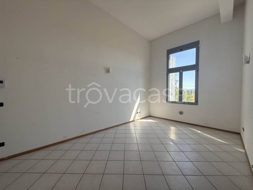appartamento in vendita a Calderara di Reno in zona Tavernelle