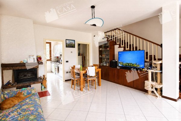 casa indipendente in vendita a Calderara di Reno in zona Bargellino