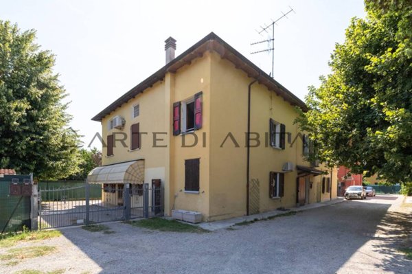 appartamento in vendita a Calderara di Reno in zona Longara