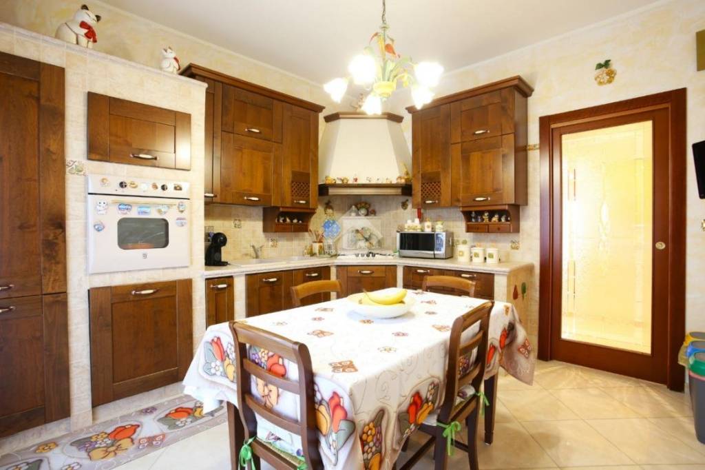 appartamento in vendita a Calderara di Reno