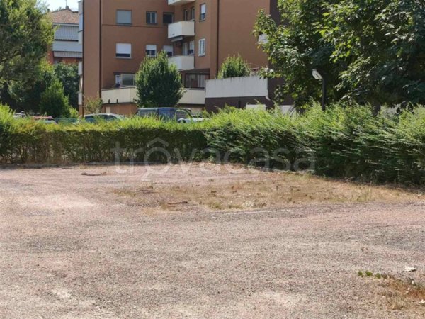 box auto in vendita a Calderara di Reno in zona Longara