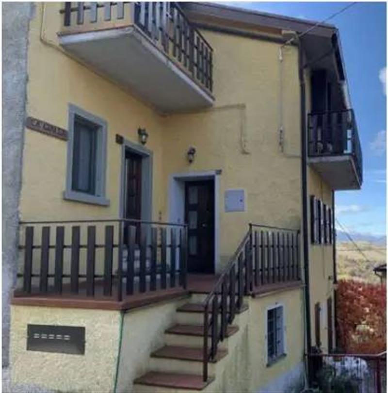 appartamento in vendita a Camugnano in zona Guzzano