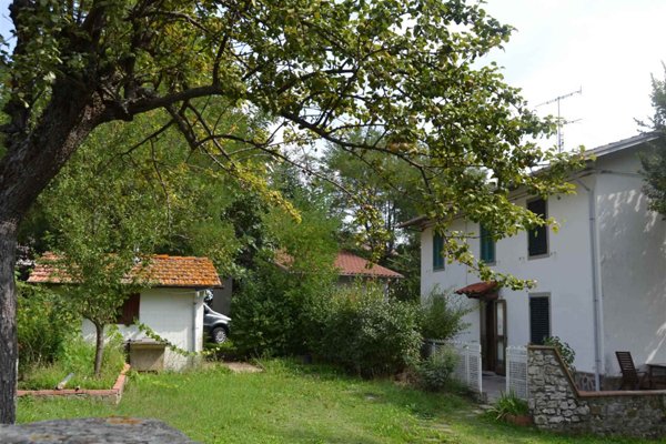 casa indipendente in vendita a Camugnano in zona Trasserra