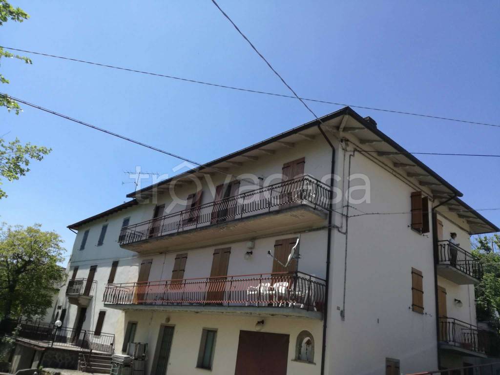 appartamento in vendita a Camugnano in zona Mogne
