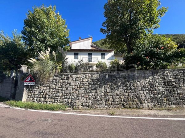 casa indipendente in vendita a Camugnano