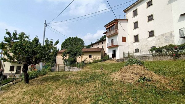 casa indipendente in vendita a Camugnano in zona Baigno