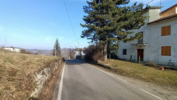 casa indipendente in vendita a Camugnano in zona Trasserra
