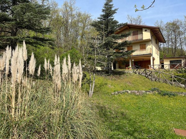 casa indipendente in vendita a Camugnano in zona Vigo