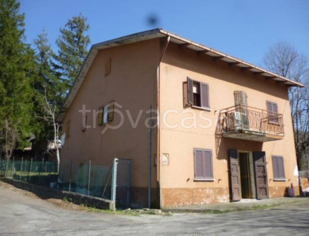 appartamento in vendita a Camugnano in zona Baigno