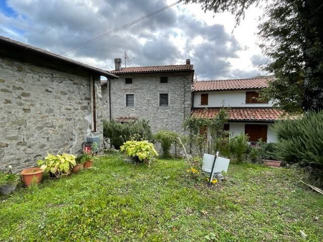 casa indipendente in vendita a Camugnano