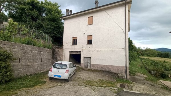 casa indipendente in vendita a Camugnano