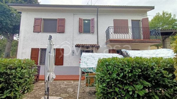 casa indipendente in vendita a Camugnano