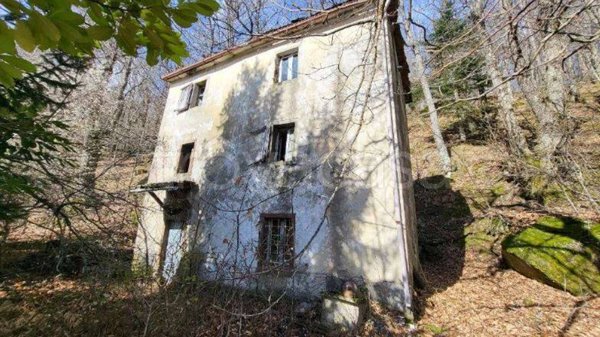 casa indipendente in vendita a Camugnano