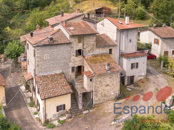 casa indipendente in vendita a Camugnano in zona Burzanella