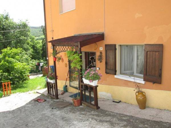 appartamento in vendita a Camugnano in zona Burzanella