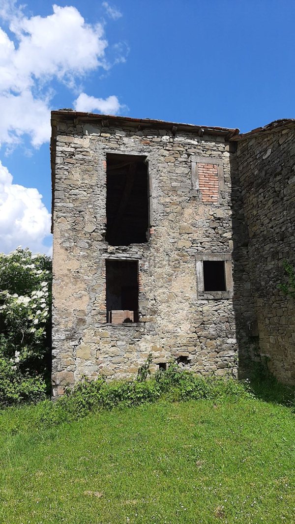 casale in vendita a Camugnano in zona Baigno