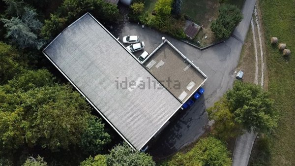 capannone in vendita a Camugnano