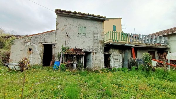 appartamento in vendita a Camugnano in zona Carpineta