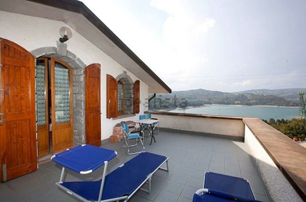 casa indipendente in vendita a Camugnano