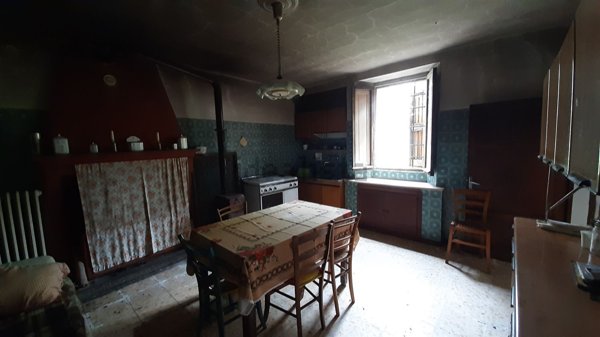 casa indipendente in vendita a Camugnano