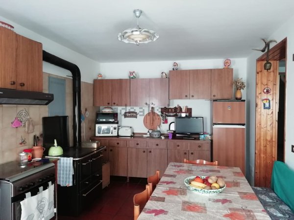 casa indipendente in vendita a Camugnano