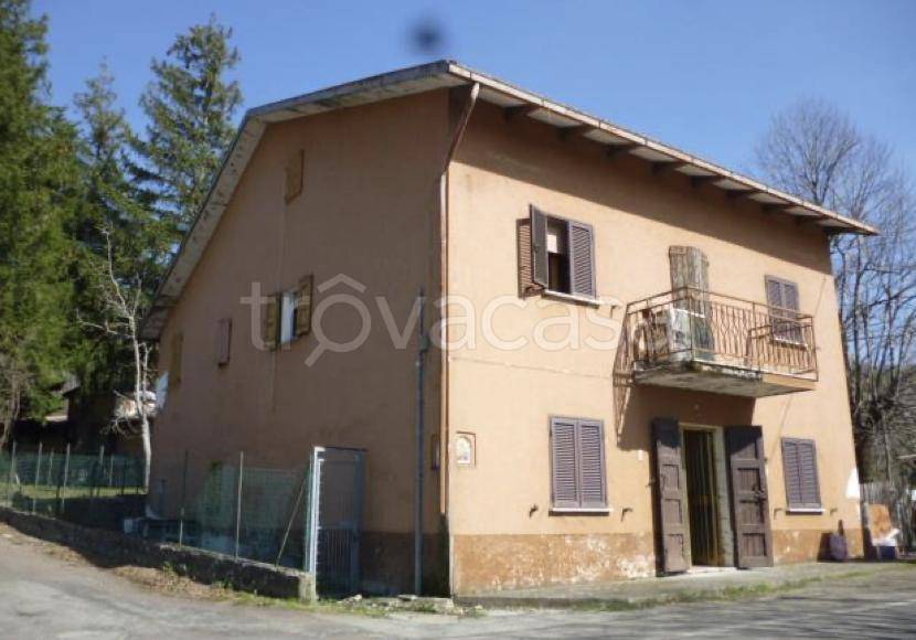 casale in vendita a Camugnano in zona Baigno