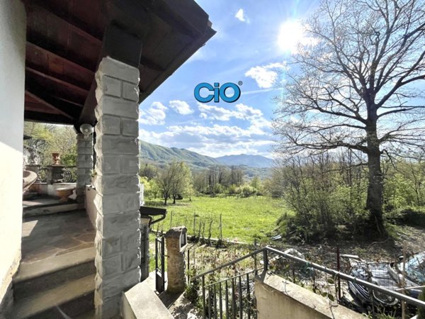 casa indipendente in vendita a Camugnano in zona Baigno