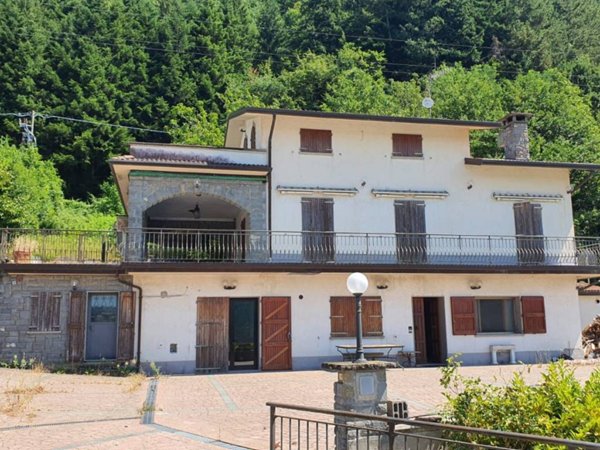 casa indipendente in vendita a Camugnano in zona Stagno