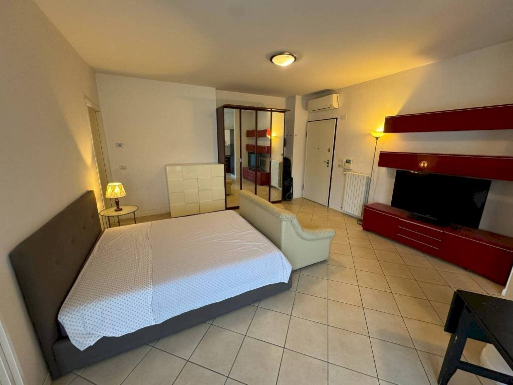 appartamento in vendita a Casalecchio di Reno in zona Garibaldi/La Mutua