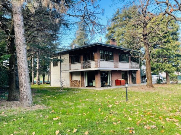 casa indipendente in vendita a Casalecchio di Reno