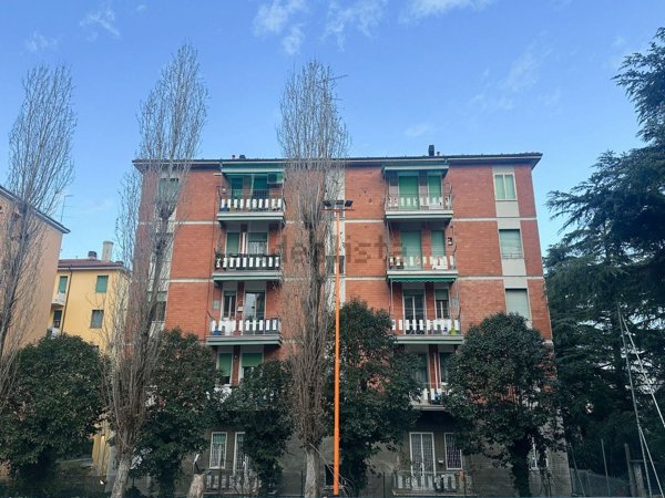 appartamento in vendita a Casalecchio di Reno in zona Croce