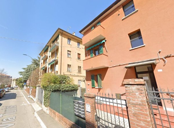 negozio in vendita a Casalecchio di Reno in zona Croce