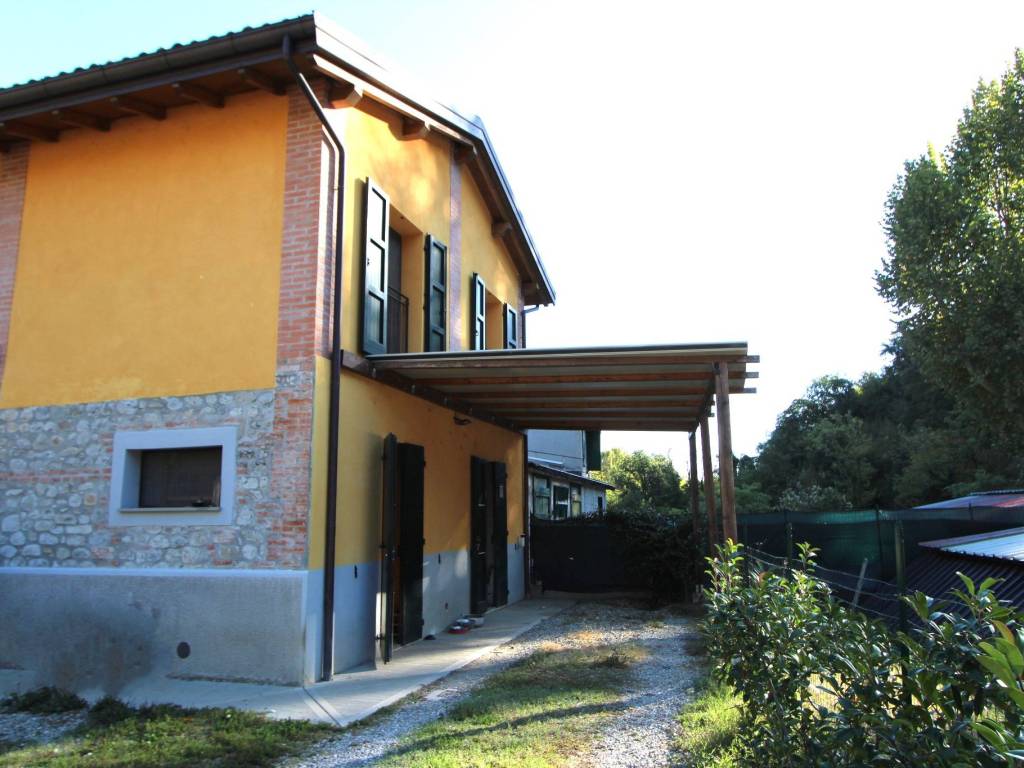 casa indipendente in vendita a Casalecchio di Reno