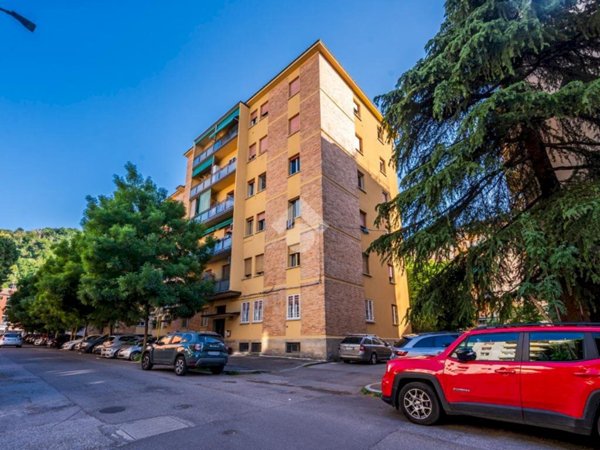 appartamento in vendita a Casalecchio di Reno in zona Croce