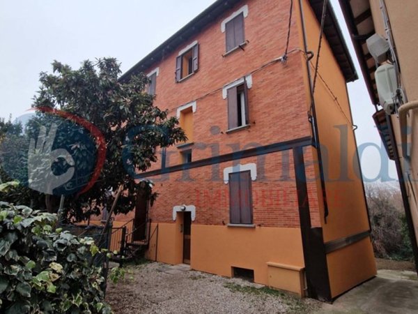 appartamento in vendita a Casalecchio di Reno in zona Garibaldi/La Mutua