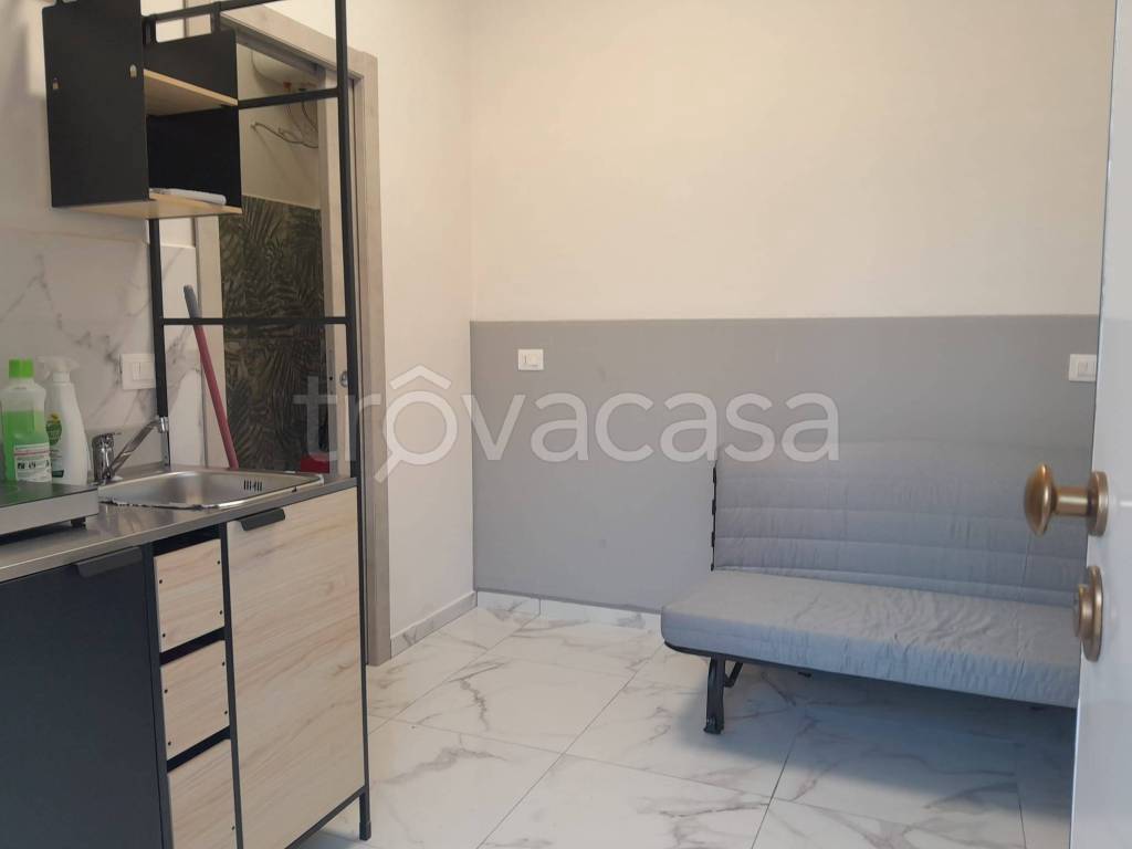 locale di sgombero in vendita a Casalecchio di Reno in zona Ceretolo