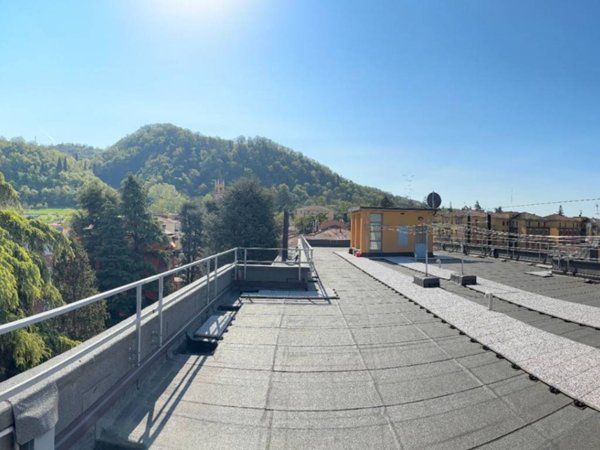 appartamento in vendita a Casalecchio di Reno in zona Garibaldi/La Mutua