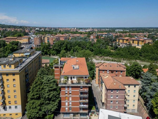 appartamento in vendita a Casalecchio di Reno in zona Garibaldi/La Mutua