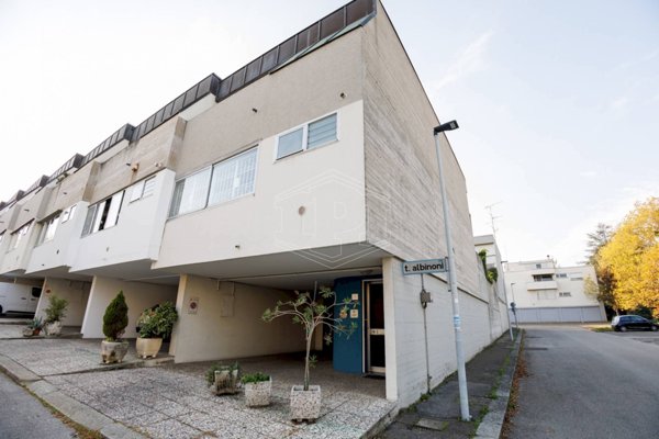 casa indipendente in vendita a Casalecchio di Reno in zona Ceretolo