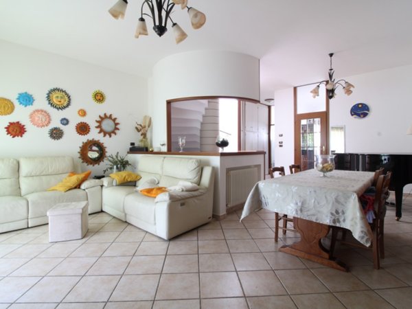 casa indipendente in vendita a Casalecchio di Reno in zona Ceretolo