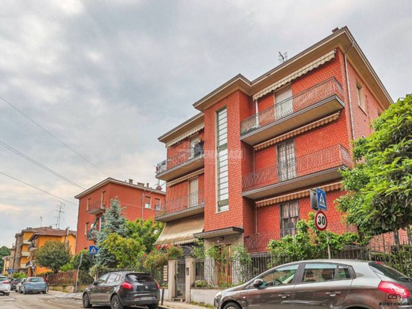 appartamento in vendita a Casalecchio di Reno