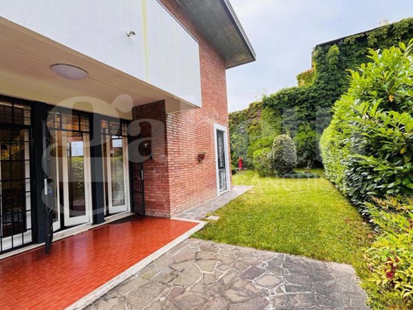 casa indipendente in vendita a Casalecchio di Reno