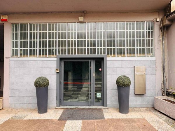 negozio in vendita a Casalecchio di Reno