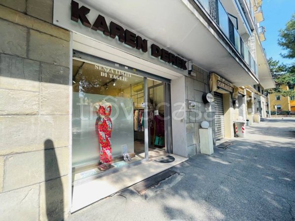 negozio in vendita a Casalecchio di Reno in zona Croce