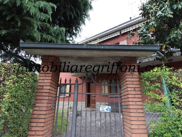 casa indipendente in vendita a Casalecchio di Reno
