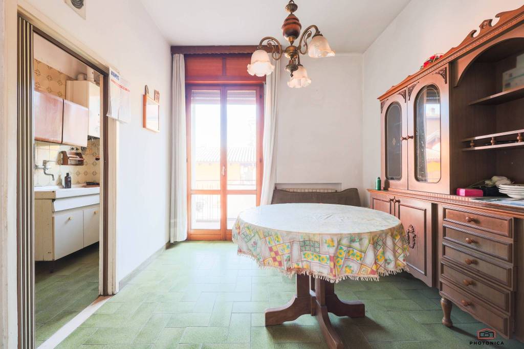 appartamento in vendita a Casalecchio di Reno in zona Garibaldi/La Mutua