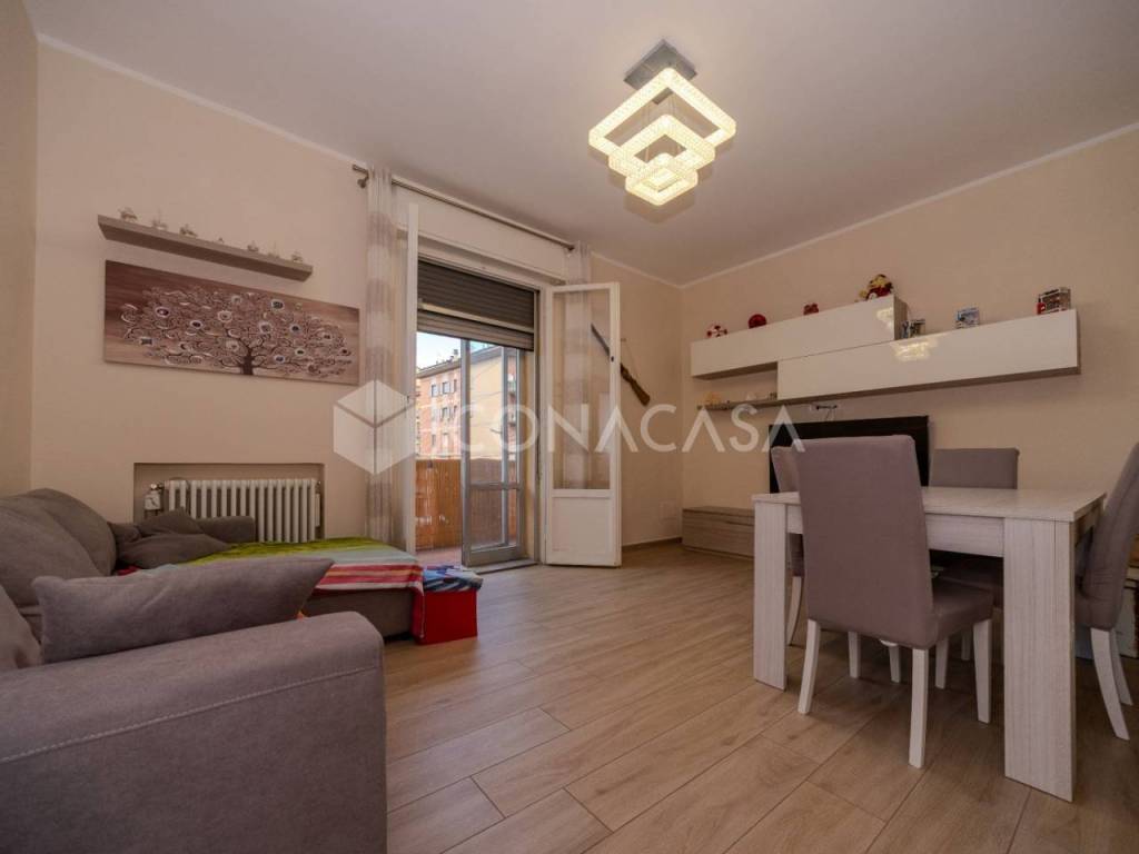 appartamento in vendita a Casalecchio di Reno in zona Croce